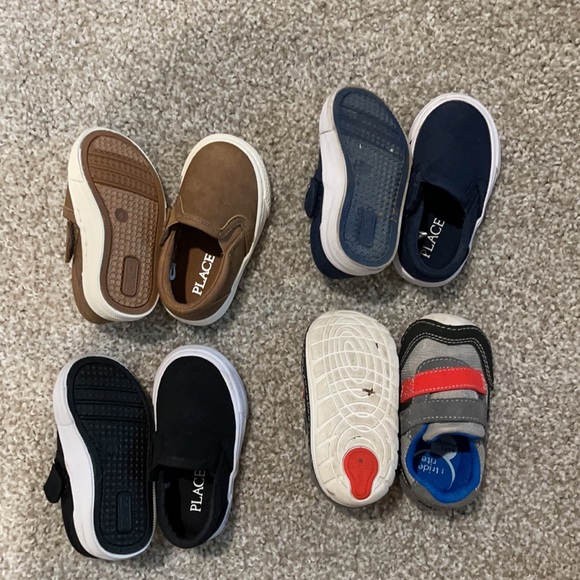 All 4 shoes. Slightly used toddler size 4, the gray red blue ones are size 4.5 - Picture 2 of 3